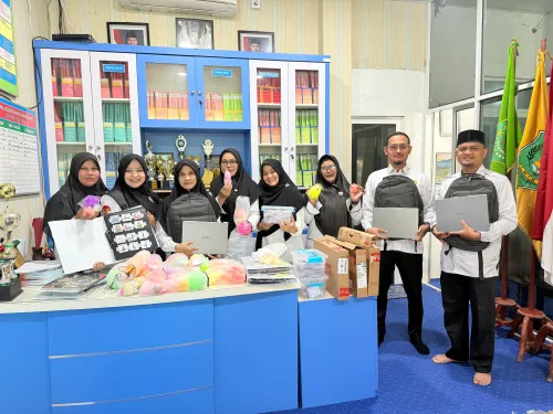 MIN 9 Banda Aceh Terima Bantuan Media Pembelajaran Inklusi dari Dirjen Pendis Kemenag RI