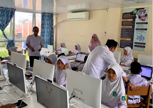 Siswa MIN 9 Kota Banda Aceh Selesai Ikuti ANBK 2025