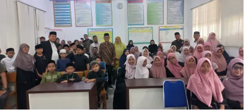 Buka Daurah Ramadhan (DaRa) II MIN 9 Kota Banda Aceh, Ka. Kankemenag berpesan: "Mampu baca Al-Quran ilmu dasar menolong Agama Allah."